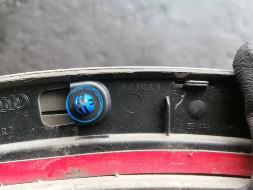 AUDI Q3 12r Moulage Aile Droite Arrière Arrière 8U0853818