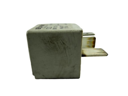 relay BITRON VOLKSWAGEN PASSAT B5 8D0 951 253