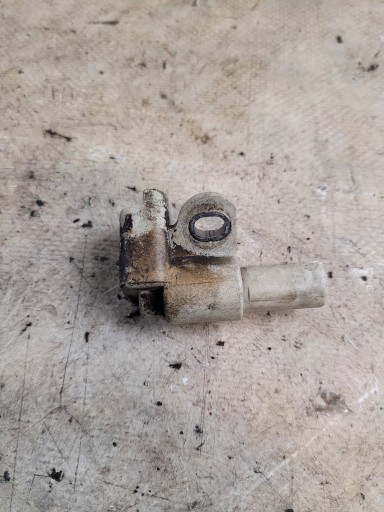 camshaft position sensor OE 9661135980 CITROEN BERLINGO and LIFT 1.6HDI