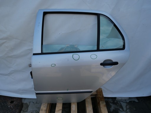 SKODA FABIA und Tür heck links