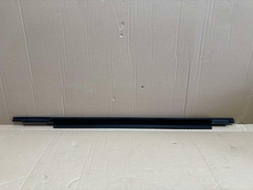 moulding dust SZYBE door left rear part AUDI Q5 8R LIFT 8R0853763F