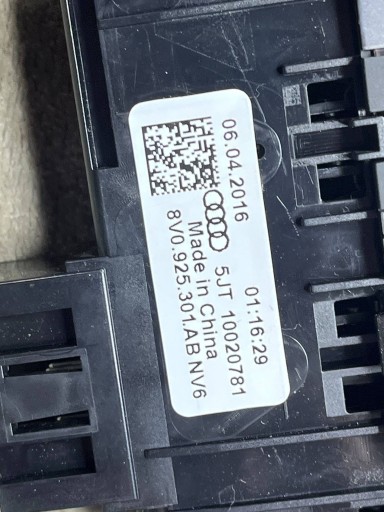 AP PANEL PRZYCISKI Schalter 8V0925301AB AUDI A3 !J