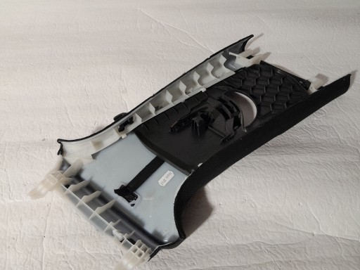 AUDI A4 B9 LIFT sedan cover side SLUPKA 8W0867243E
