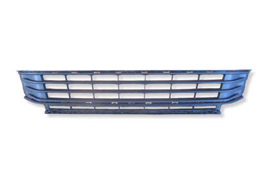 grid central of a bumper of the front VW TOURAN III 5TA 15