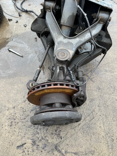 Iveco daily 35c15 14-21 підвіска ліва півроздільна