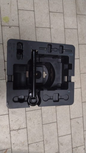 boot floor well UCHO towing RENAULT CAPTUR II OE 997504103R