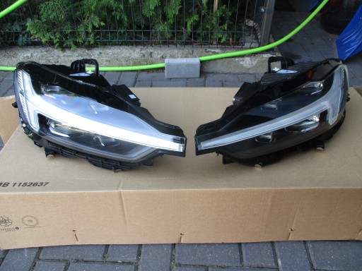 32440430 - Левая фара правой левой лампы