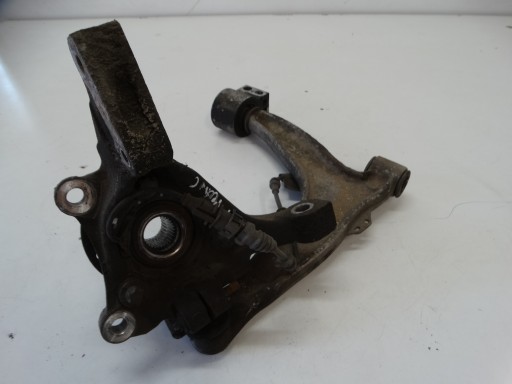 247682311 - ПЕРЕДНИЙ ПРАВЫЙ КРОССОВЕР OPEL VECTRA C 2.2 DTI