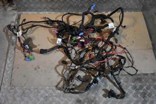 A2905408204 - ИДЕАЛЬНАЯ УСТАНОВКА МНОГОЛУЧОВОГО РАДАРА МОТОРНОГО ОТДЕЛЕНИЯ MERCEDES W290 1