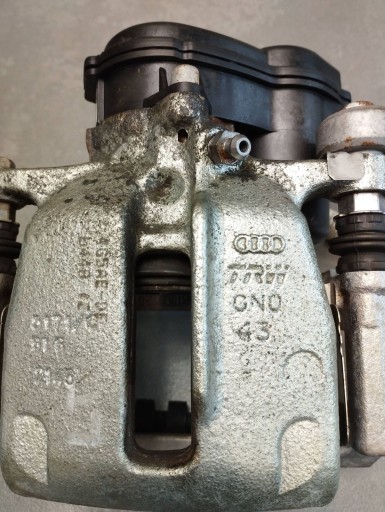 Audi A7 4G 2016 3.0 TDI caliper left rear part 4G5AE