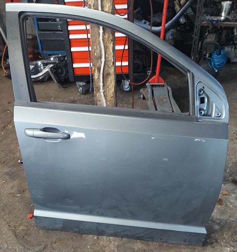 Journey freemont 08-20r дверь прямо перед