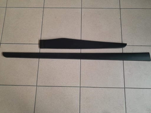 HYUNDAI BAYON 2021-23 ПОЛОСА ДВЕРИ НИЖНЯЯ ЛЕВАЯ ПРАВАЯ