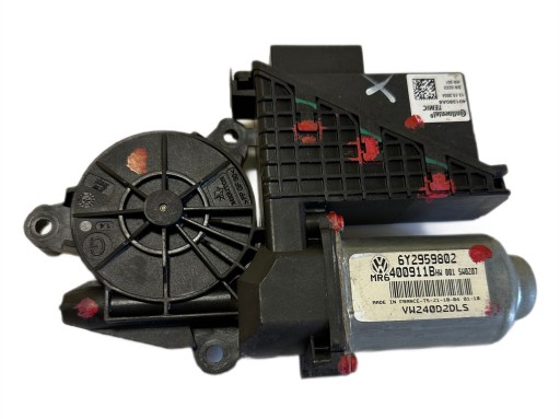 BOV4554FTY66 - Электродвигатель стеклоподъемника передний левый vw polo 9n лифт skoda fabia i 6y2959802