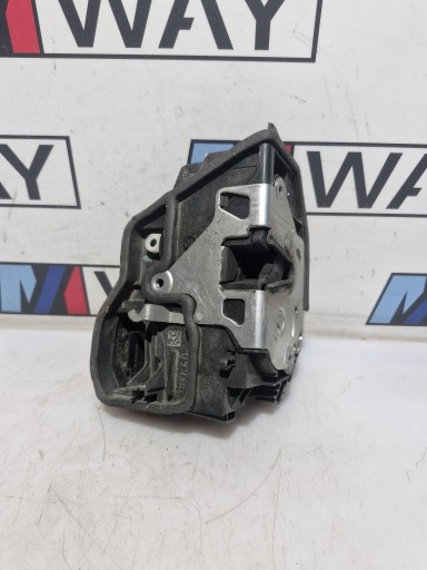 7229460 BMW E60 E90 E70 F01 F10 F20 F25 lock door right rear part rear 4PIN