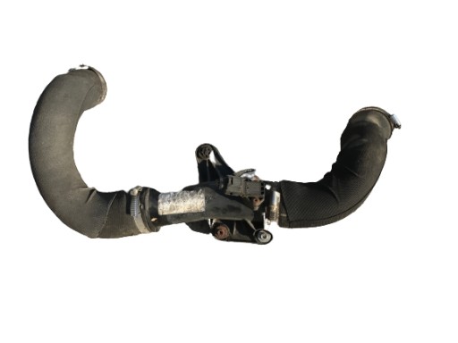 Шланг інтеркулера AUDI A4 B8 A5 8K0145673AB