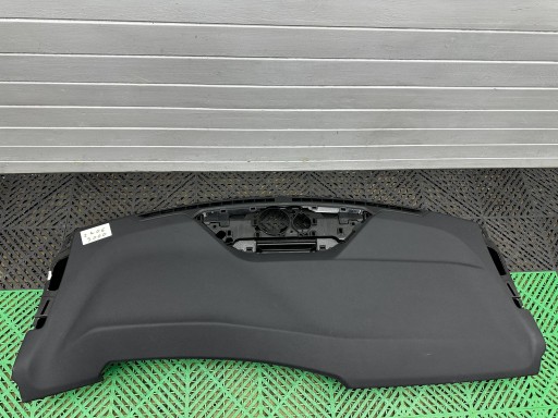 dashboard instrument panel front BMW 2 Active Tourer U06
