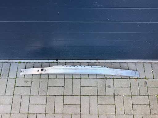 Mercedes E W212 sider below bumper front front