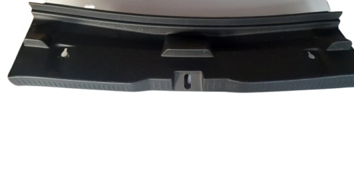 62420-0225 - Накладка порога багажника TOYOTA Auris II HB 13-18R