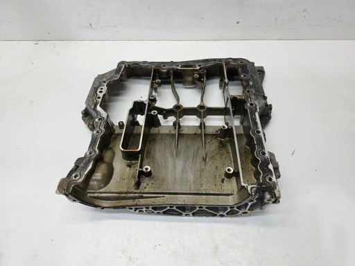 olajteknö POLBLOK AUDI A4 B8 A5 Q5 A6 C7 3.0 TFSI 06E103603BB