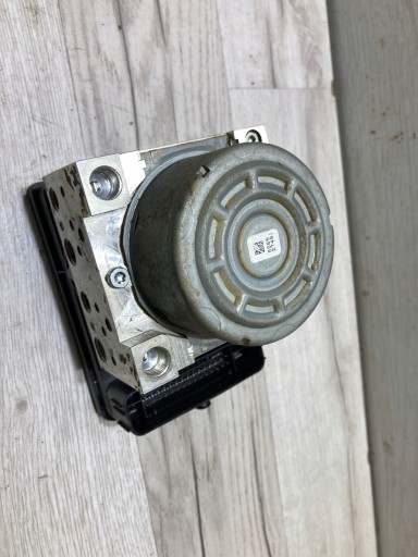 Насос ABS 9835128780 Citroen DS3 Crossback 20R.