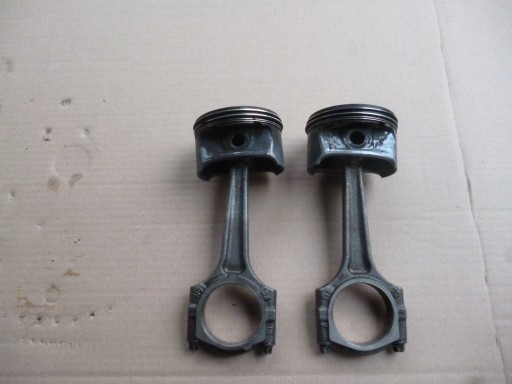 Поршень шатун A10xep Opel Corsa D 1.0