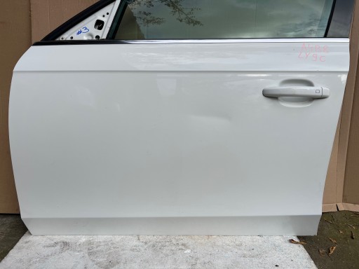 AUDI A4 B8 LY9C door left front left front
