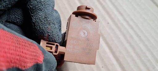 SQ8 4M RSQ8 Q8 Sensor JAKOSCI luft Connector Contact 4H0907658C A4 B9 8W S5 A5