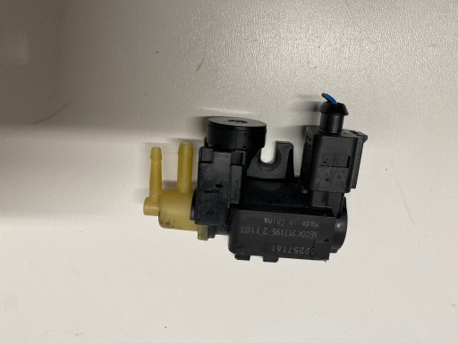 VOLVO XC40 T3 1.5 HYBRYDA Sensor Unterdruck