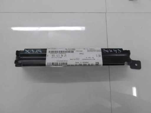 A9066230625 - MERCEDES SPRINTER W906 КРІПЛЕННЯ БАМПЕРА ПРАВА ПЕРЕДНЯ