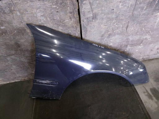 fender right front MERCEDES-BENZ W203