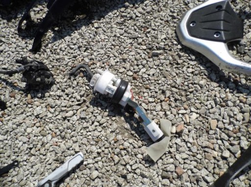 DD98U34HEDD--KJSXS - PIAGGIO LIBERTY 50 S 16-21 ТОПЛИВНЫЙ НАСОС НАСОС