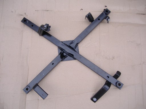 A4536168600 - SMART 453 TWINGO III ДЕРЖАТЕЛЬ БАТАРЕИ КРОНШТЕЙН