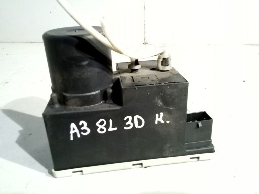 Audi A3 8L pumpa centrálního zámku 8L0862257D