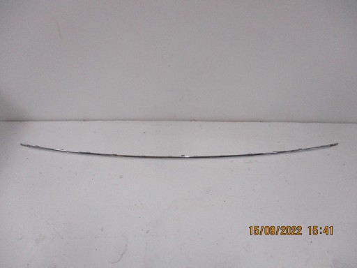 moulding of a bumper MERCEDES 212 A2128850021