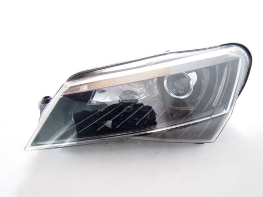 Skoda Superb 3 III 15-19r Reflektor left light left xenon 3V1941015A