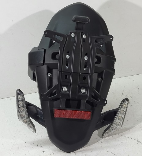 B8245 - Заднее крыло направления MV Agusta Rivale Stradale 800