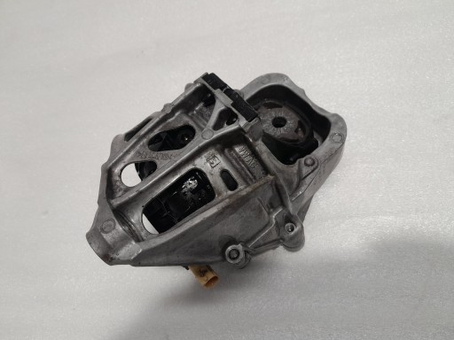 AUDI Q5 II 80A engine mount left 4M0199371FL