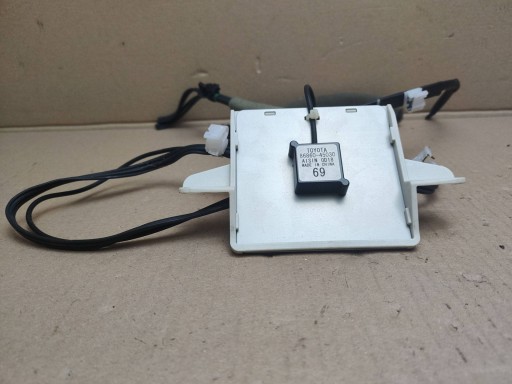 Antena der Navigation Toyota Sienna 3 2011 86860-45030