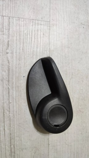 Fiat Tipo II HB 19r. 1.4 left side Pokretlo handle regulacyji seat