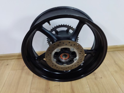 Задний обод Yamaha R1 RN19