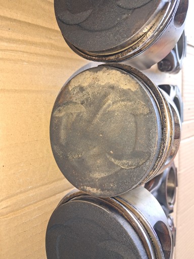 Piston Moteur MERCEDES 107 SL W126 380 116,963