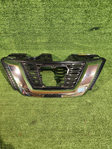 Grille NISSAN X-TRAIL T32 LIFT 17- NR.001