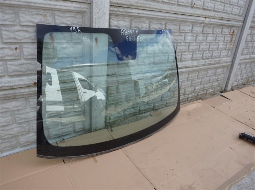 FIAT 500 ЛОБОВЕ СКЛО