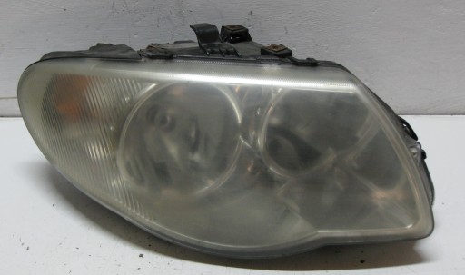 CHRYSLER GRAND VOYAGER IV 04R light right front