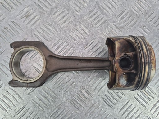 Piston avec bielle BMW 1 E81 120i 084201 N43B20AA