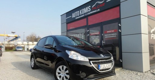 Peugeot 208 I Hatchback 3d 1.0 VTI 68KM 2014