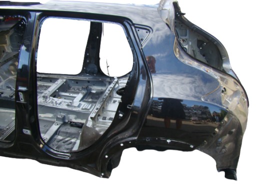 NISSAN JUKE 15R ЧЕТВЕРТЬ ЛЕВАЯ ЗАДНЯЯ