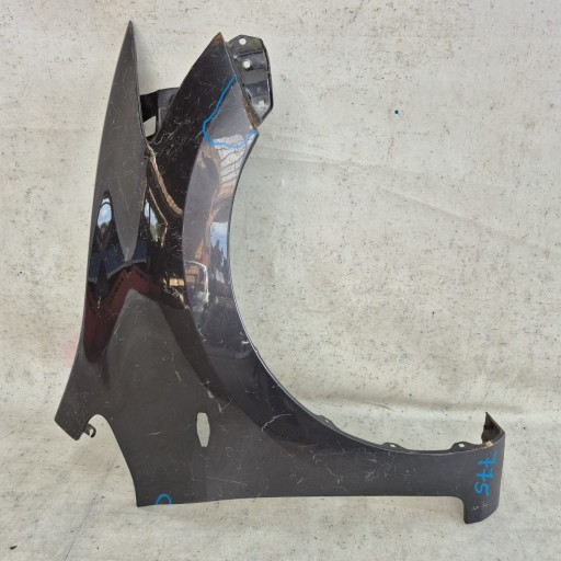 TOYOTA AURIS and 1 06-09 fender right front front