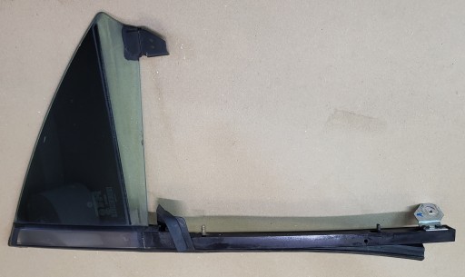 window side triangular door right rear part AS2 OKLEJONA FOLIA MERCEDES CLS W219