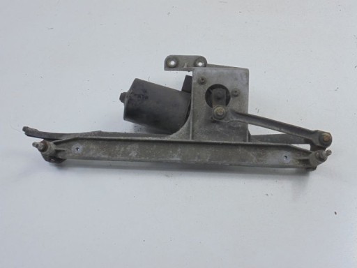 SAAB 900 И МЕХАНИЗМ СТЕКЛООЧИСТИТЕЛЯ ПЕРЕДНИЙ